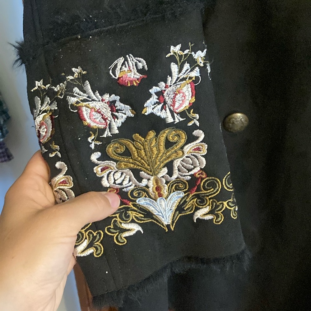 DRIFTWOOD Black Pea Coat with Fur Trim and Embroidery - Picture 5 of 5